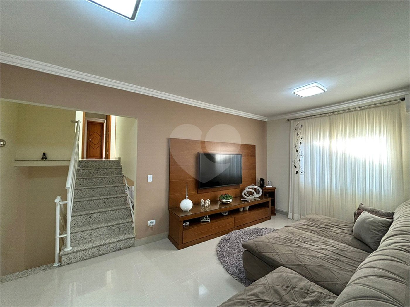Casa à venda com 3 quartos, sendo 1 suíte, em Jardim Paulista, Atibaia, SP