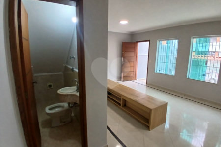Sobrado à venda com 3 suítes em Vila Medeiros, São Paulo, SP