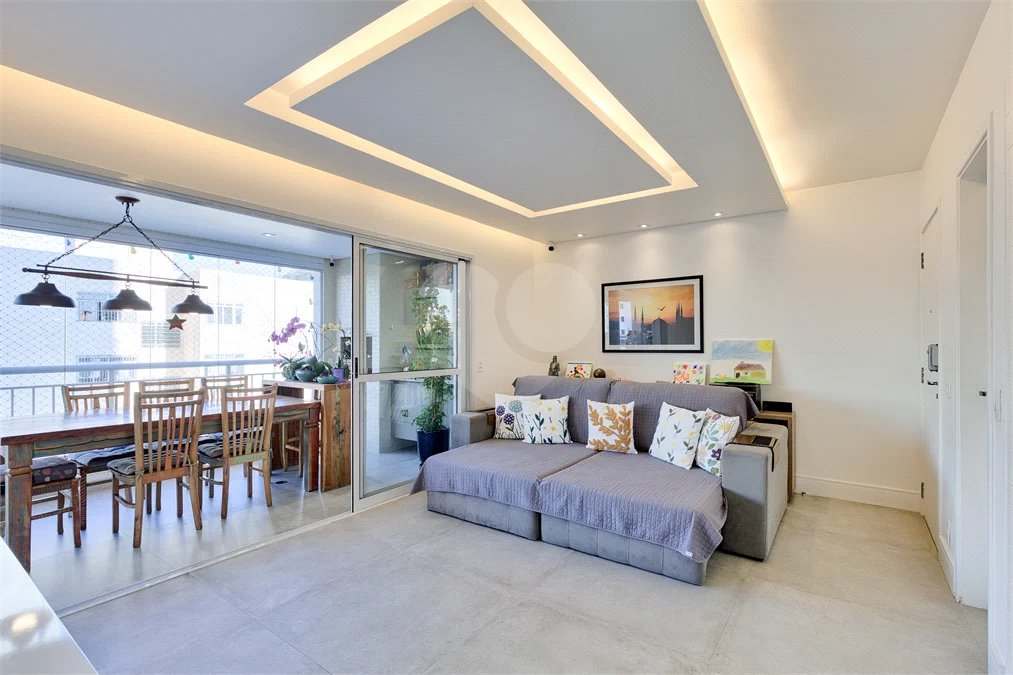 Apartamento à venda com 3 quartos, sendo 1 suíte, em Alto da Boa Vista, São Paulo, SP