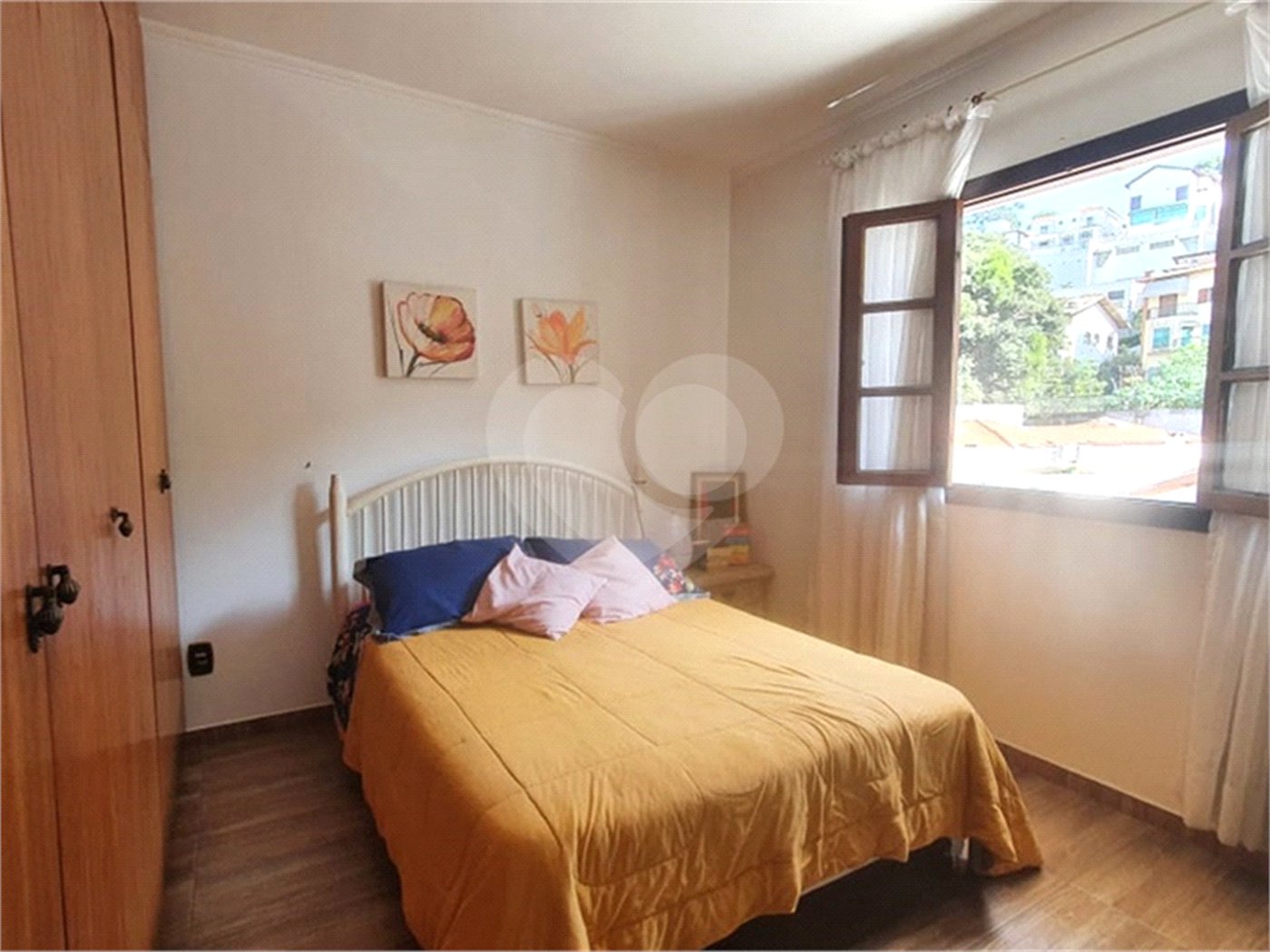 Sobrado à venda com 5 quartos, sendo 3 suítes, em Tremembé, São Paulo, SP