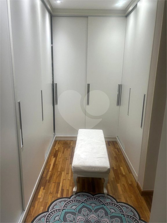 Casa à venda com 4 quartos, sendo 3 suítes,  no condomínio Itatinga 1, São Paulo - SP