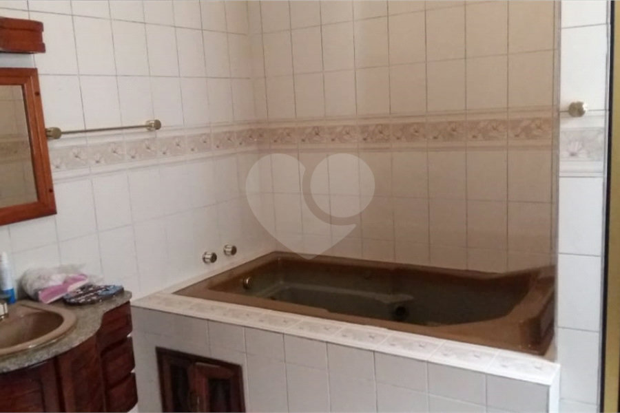 Sobrado à venda com 4 suítes em Tremembé, São Paulo, SP