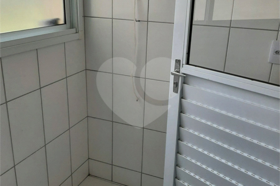 Apartamento à venda ou para alugar com 3 quartos, sendo 1 suíte, em Morumbi, São Paulo, SP