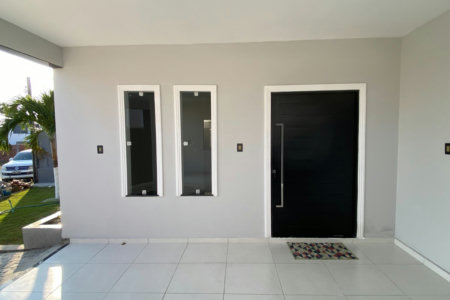 Casa à venda com 3 quartos, sendo 2 suítes, no condomínio PORTO LAGOA, Aquiraz - CE