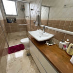 Apartamento Residencial à venda, Jardim Três Marias, Guarujá - AP0583.