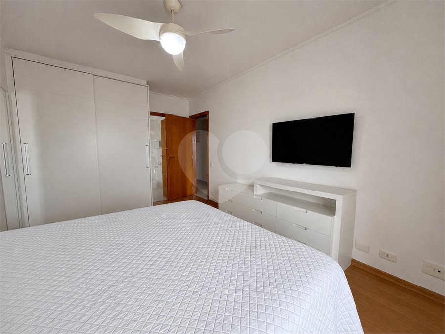 Apartamento à venda com 4 quartos, sendo 1 suíte, em Moema, São Paulo, SP