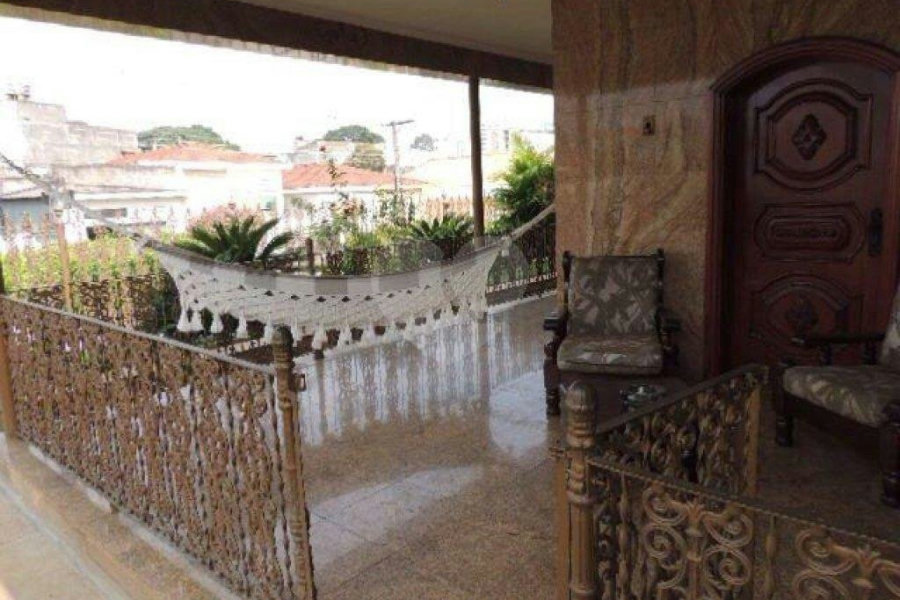 Casa à venda com 6 quartos, sendo 3 suítes, em Parque Novo Mundo, São Paulo, SP
