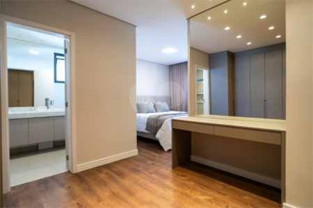 Apartamento à venda com 3 suítes em Jardim Faculdade, Sorocaba, SP