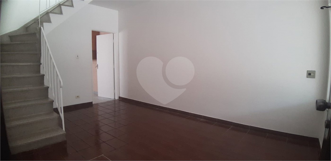 Sobrado à venda com 2 quartos em Santana, São Paulo, SP
