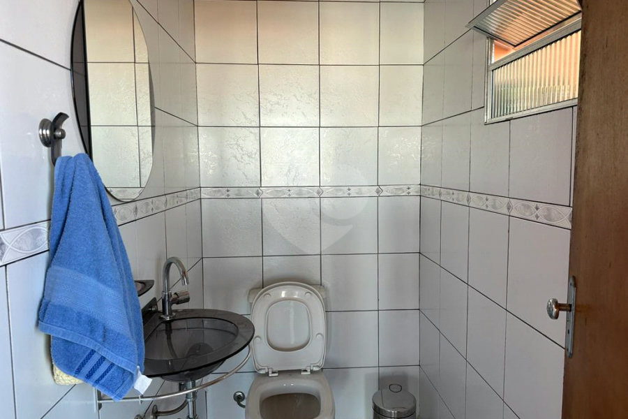 Sobrado à venda com 3 quartos, sendo 1 suíte, em Vila Nova Mazzei, São Paulo, SP