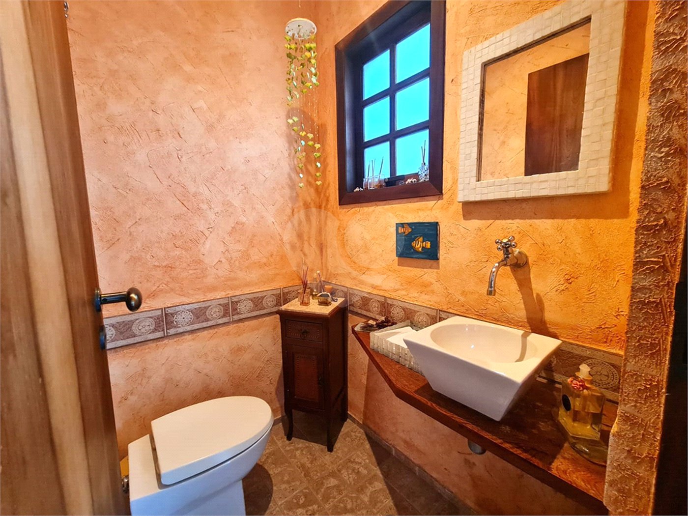 Casa Térrea à venda com 4 quartos, sendo 2 suítes, em Interlagos, São Paulo, SP