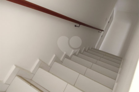 Casa à venda com 2 suítes no condomínio Olido, Atibaia - SP