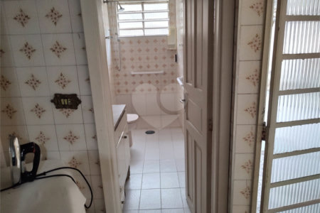 Casa à venda com 3 quartos, sendo 2 suítes, em Vila Nivi, São Paulo, SP