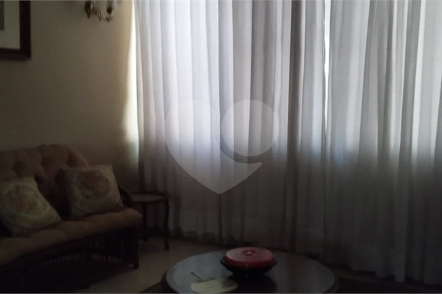 Sobrado à venda com 3 quartos, sendo 2 suítes, em Vila Guilherme, São Paulo, SP