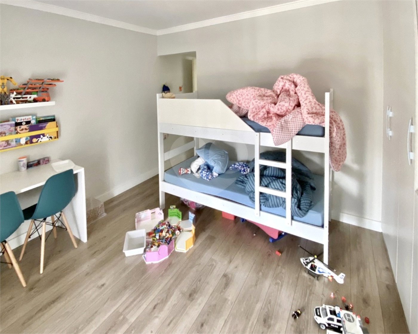 Casa à venda com 3 quartos, sendo 2 suítes, em Planalto Paulista, São Paulo, SP