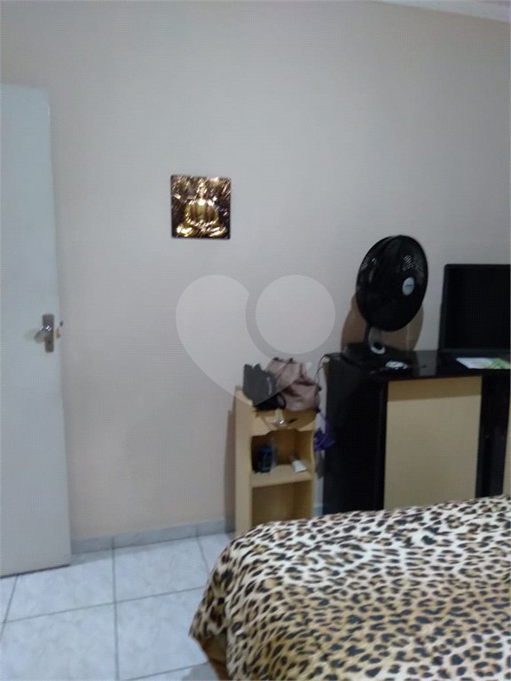 Casa Térrea à venda com 3 quartos, sendo 1 suíte, em Vila Galvão, Guarulhos, SP