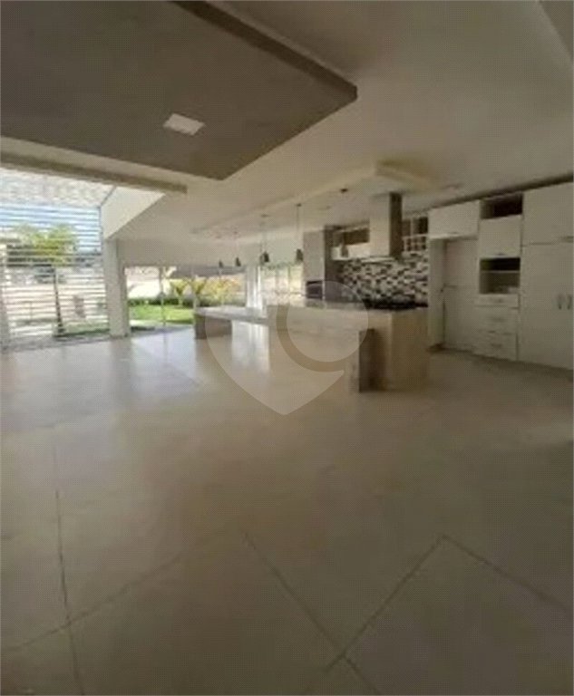 Casa à venda com 3 quartos no condomínio Villa D' Oro, Vinhedo - SP
