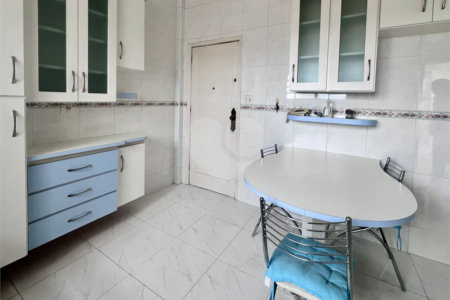 Apartamento à venda com 2 quartos em Lapa, São Paulo, SP