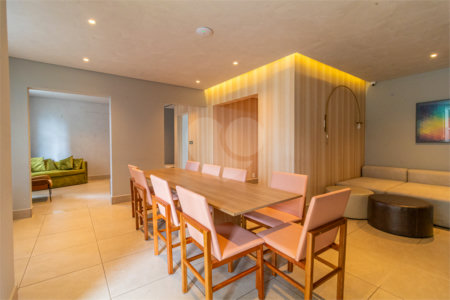 Apartamento à venda com 3 quartos, sendo 1 suíte, em Campo Grande, São Paulo, SP