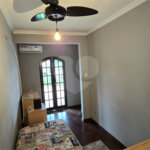 Sobrado à venda com 4 quartos, sendo 1 suíte, em Jardim Regina, São Paulo, SP