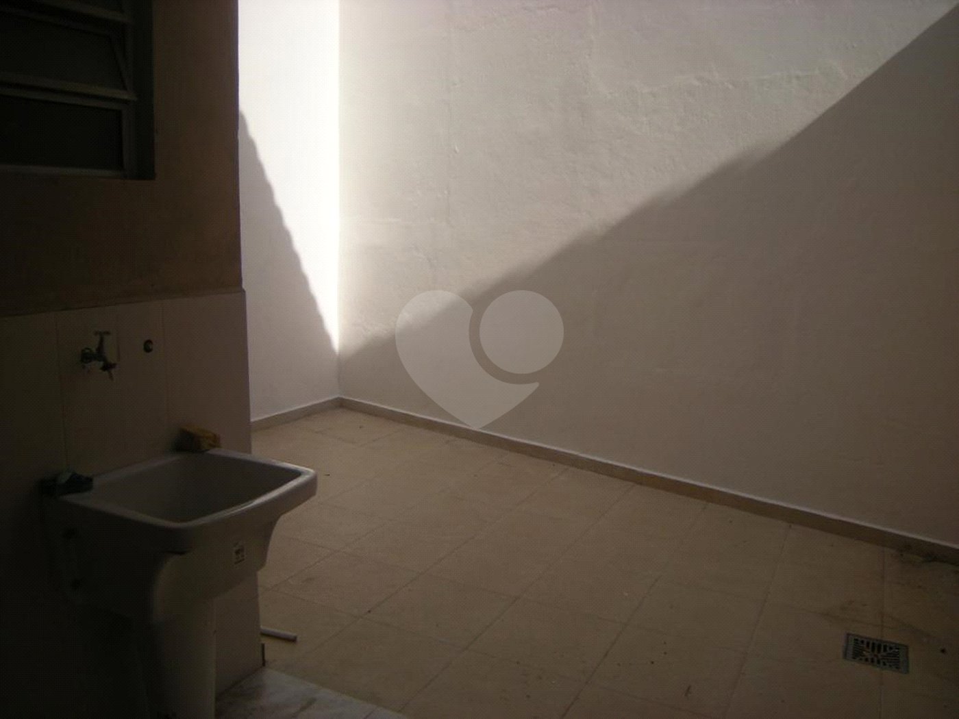 Casa à venda com 2 suítes em Jardim Odete, São Paulo, SP