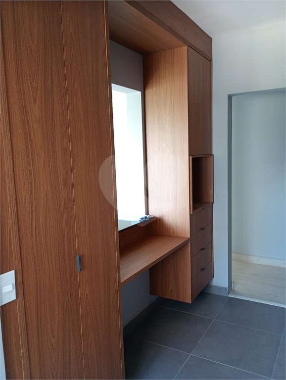 Apartamento à venda com 3 quartos, sendo 1 suíte,  em Parque Campolim, Sorocaba, SP