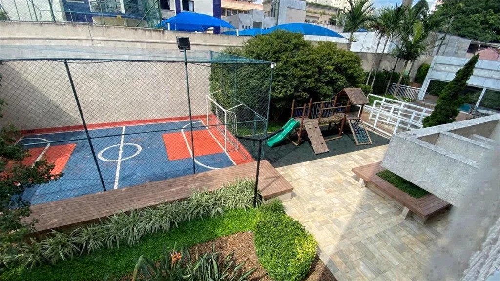 Apartamento à venda com 3 suítes em Vila Romana, São Paulo, SP
