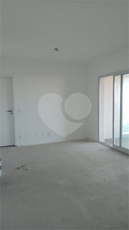 Apartamento à venda com 3 quartos, sendo 1 suíte,  em Vila Mogilar, Mogi das Cruzes, SP