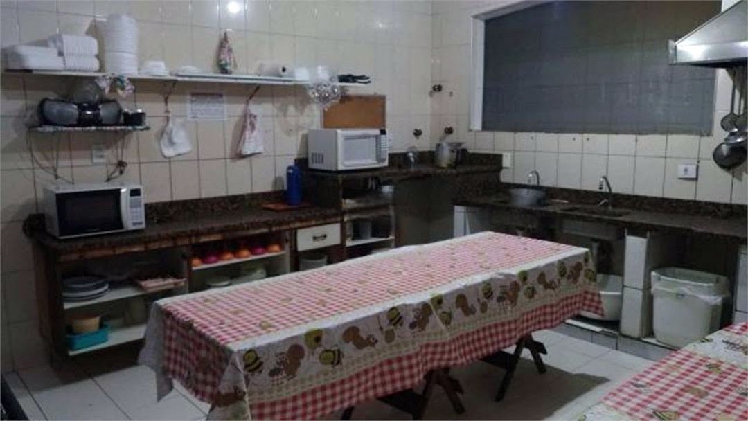 Casa com 3 dormitórios à venda, 182 m² por R$ 800.000,00 - Estuário - Santos/SP