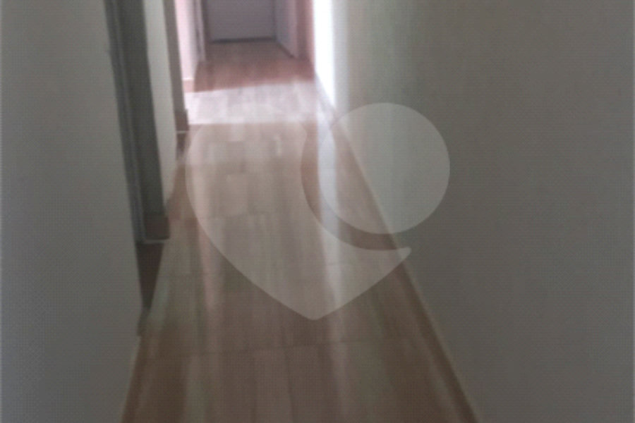 Casa à venda com 5 quartos, sendo 2 suítes, em Jardim Santa Clara, Guarulhos, SP