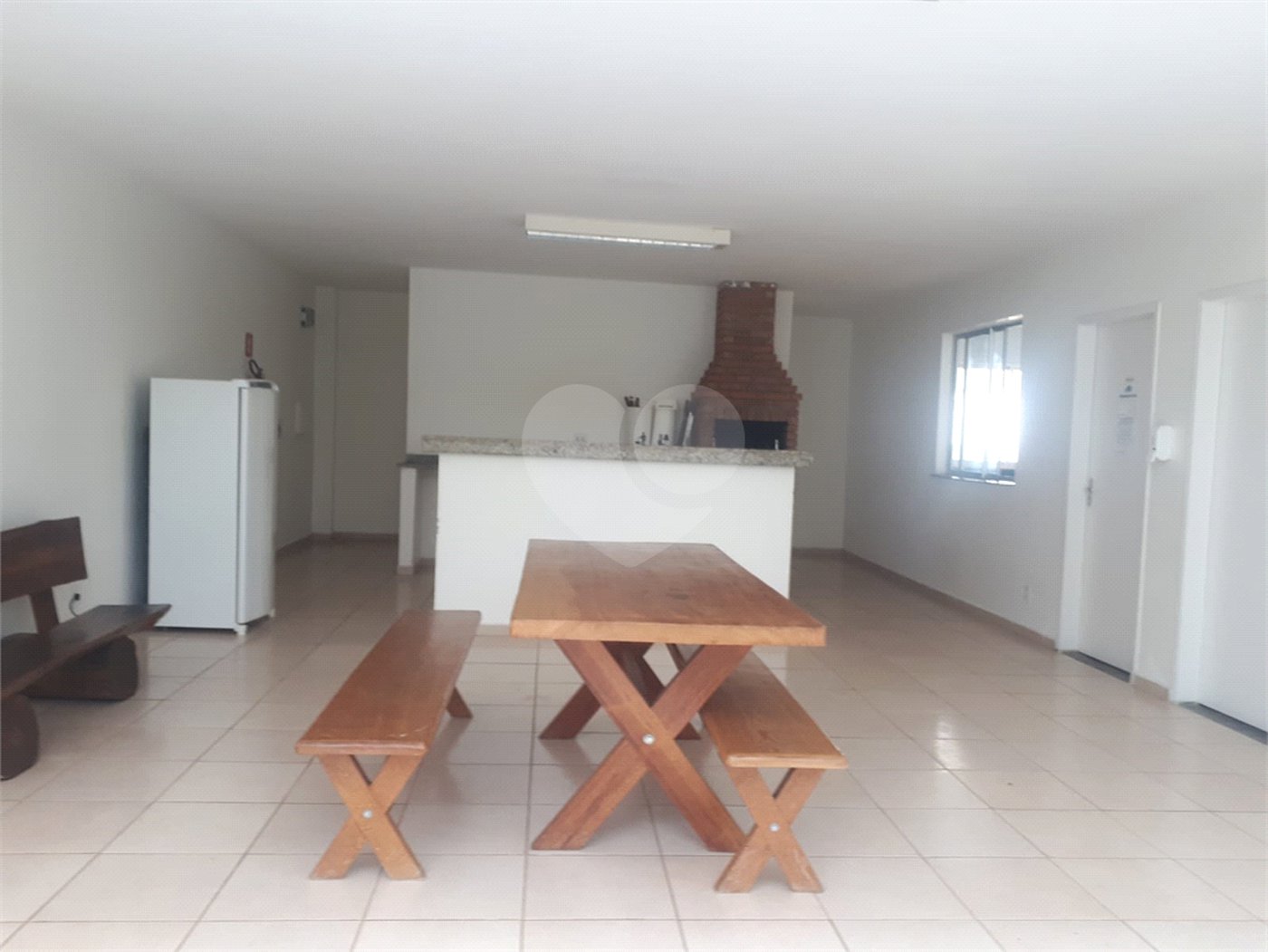 Apartamento à venda com 3 quartos, sendo 1 suíte, em Vila Santana, Mogi das Cruzes, SP