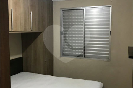 Apartamento à venda com 2 quartos em Vila Regina, São Paulo, SP