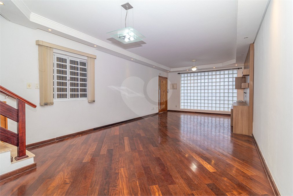Casa à venda ou para alugar com 3 quartos, sendo 1 suíte, em Granja Julieta, São Paulo, SP