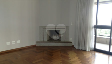 Apartamento à venda com 4 suítes em Vila Suzana, São Paulo, SP