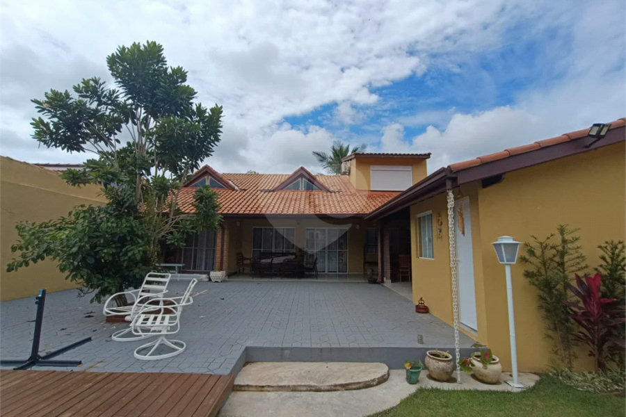 Casa à venda com 3 quartos, sendo 1 suíte,  em Morada da Praia, Bertioga, SP
