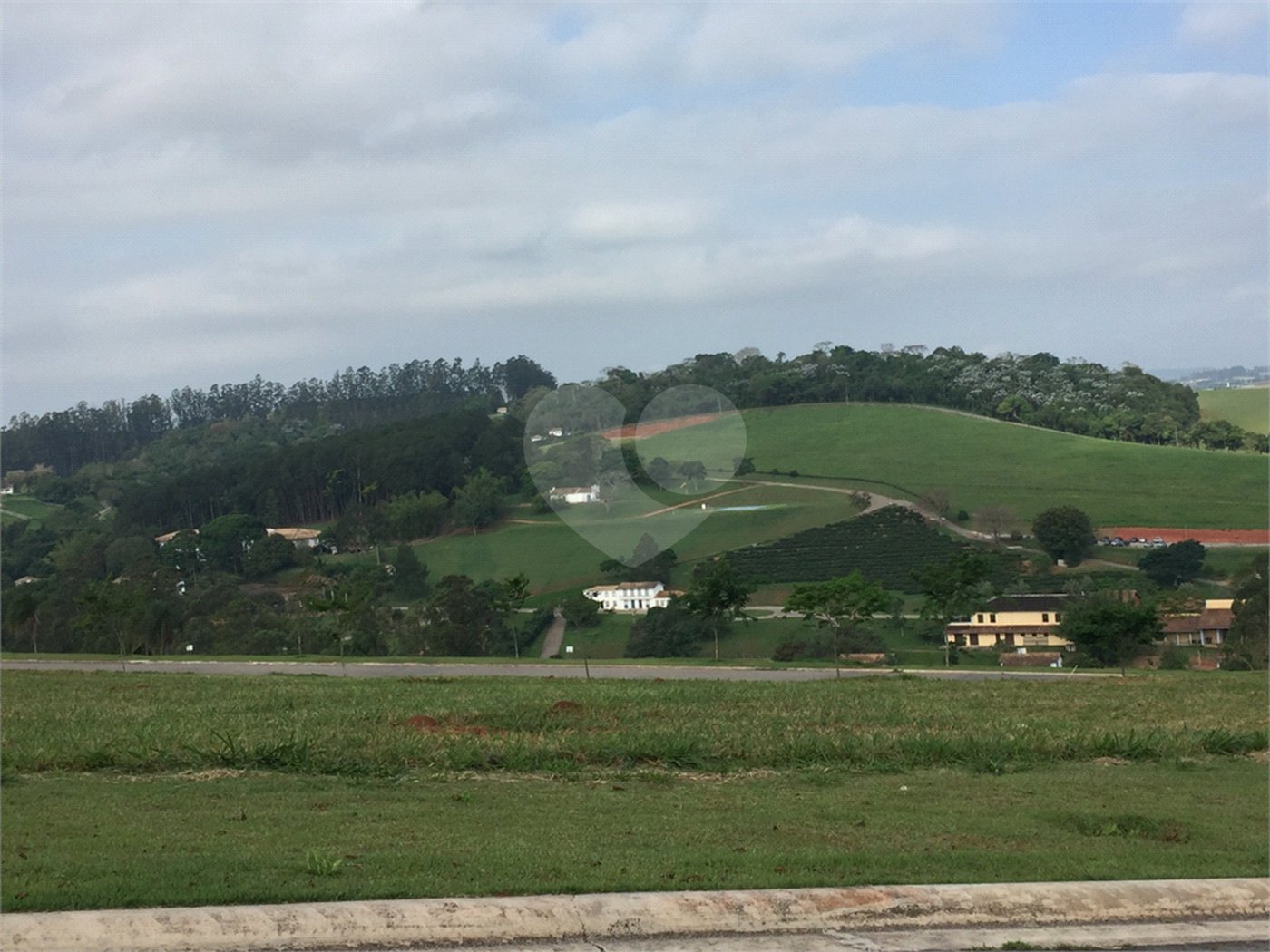 TERRENO À VENDA NO CONDOMÍNIO FAZENDA DONA CAROLINA - ITATIBA/SP