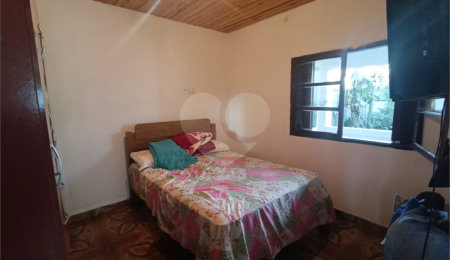 Casa à venda com 4 quartos em Vila Vilma (mailasqui), São Roque, SP
