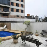 Casa à venda com 5 suítes em Jardim Londrina, São Paulo, SP