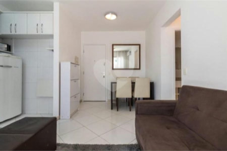 Apartamento à venda com 1 suíte em Chácara Santo Antônio, São Paulo, SP