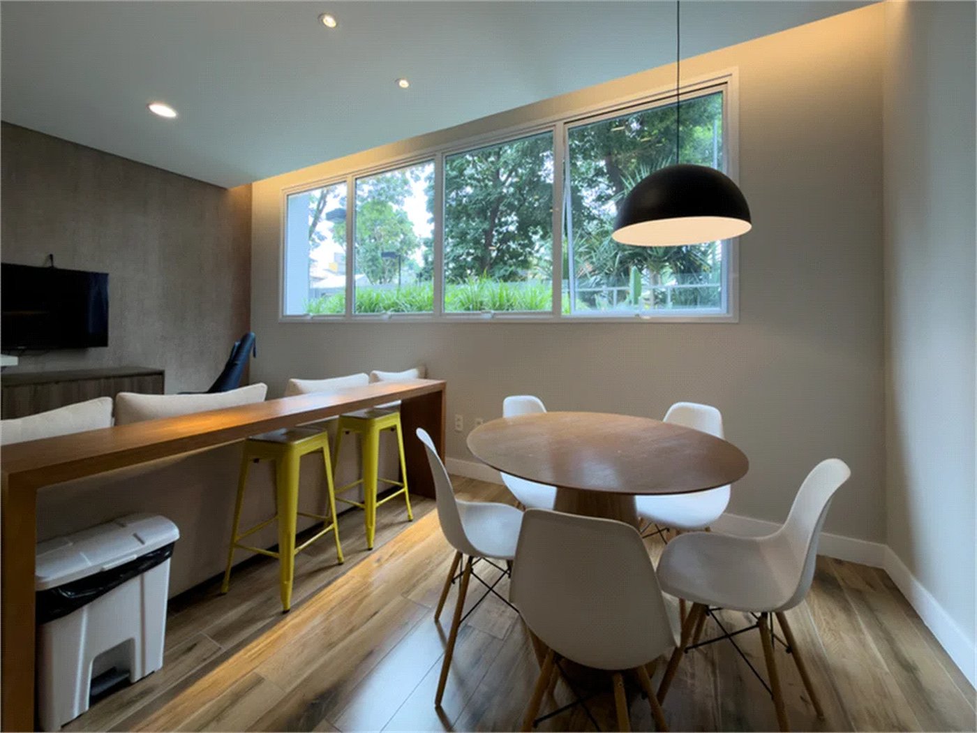 Apartamento à venda com 4 quartos, sendo 2 suítes, em Pinheiros, São Paulo, SP