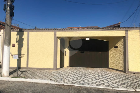 Casa à venda com 3 quartos, sendo 1 suíte,  em Vila Antônio Augusto Luiz, Caçapava, SP