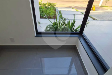 Casa à venda com 3 suítes no condomínio Reserva dos Vinhedos, Louveira - SP
