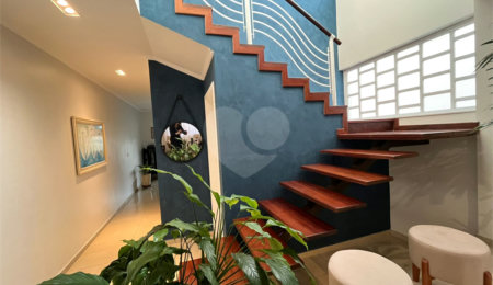 Casa à venda com 4 quartos, sendo 1 suíte,  em Vila Maria Alta, São Paulo, SP