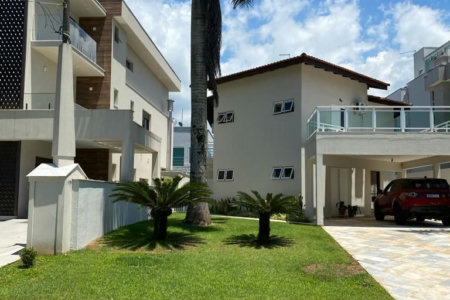 Casa com 6 dormitórios à venda, 304 m² por R$ 5.500.000,00 - Vista Linda - Bertioga/SP