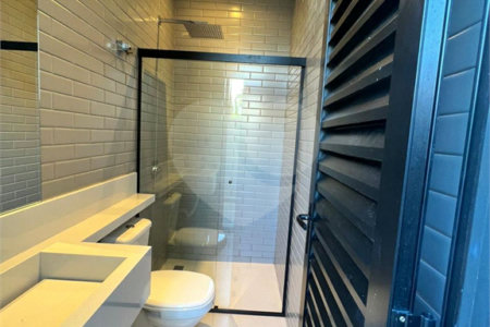 Casa à venda com 3 suítes no condomínio Aruã, Mogi das Cruzes - SP