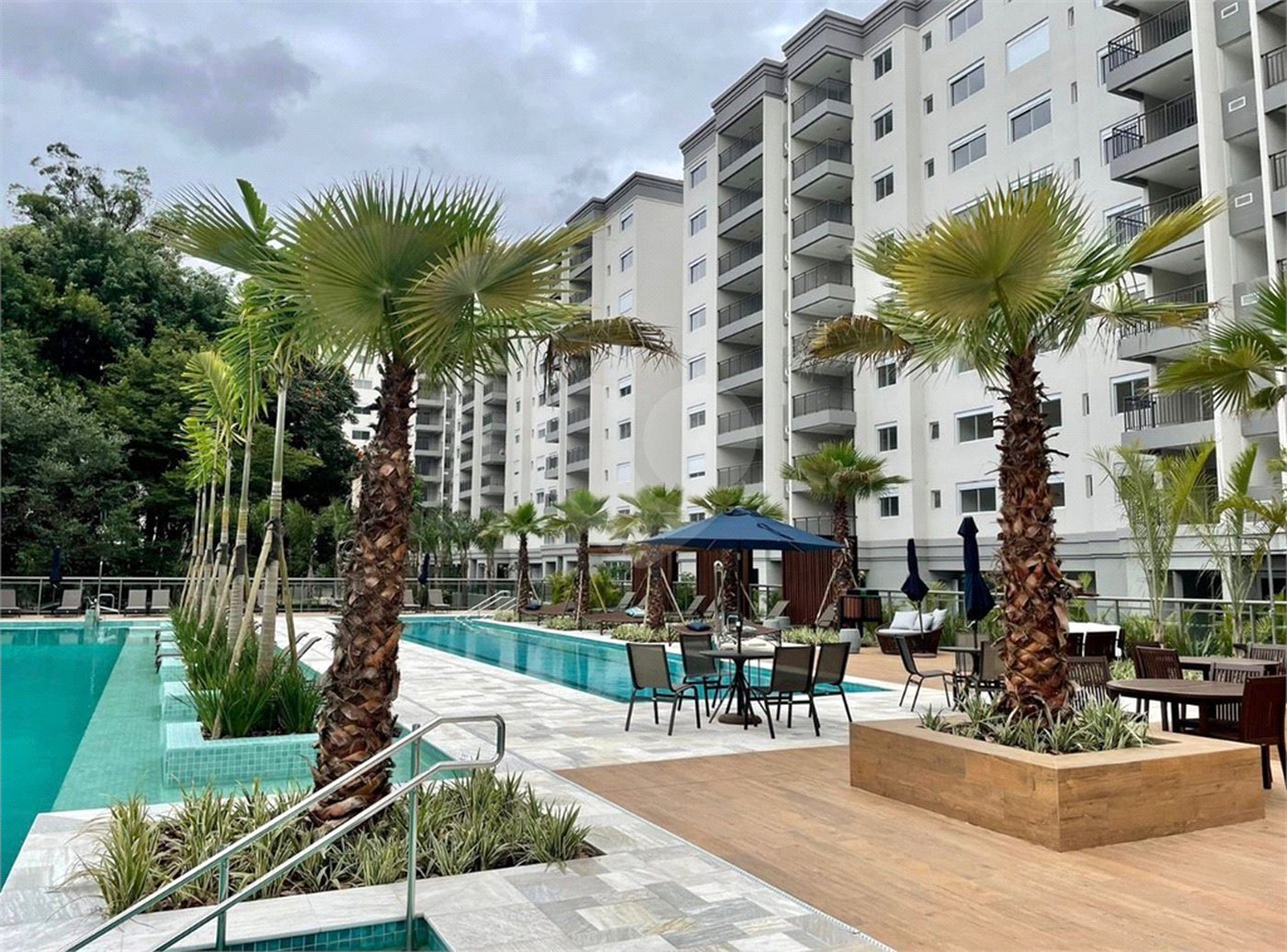 Apartamento à venda com 2 suítes em Santo Amaro, São Paulo, SP