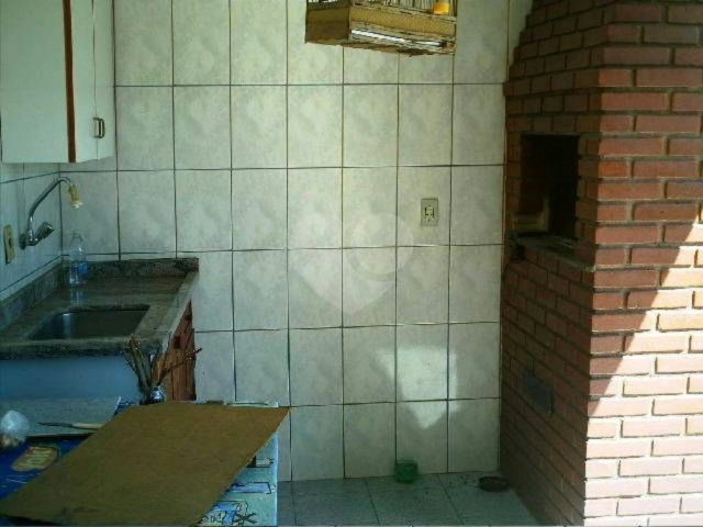 Sobrado à venda com 4 quartos, sendo 3 suítes, em Horto, São Paulo, SP