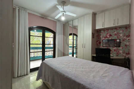 Sobrado à venda com 3 quartos, sendo 1 suíte,  em Vila Nova Mazzei, São Paulo, SP