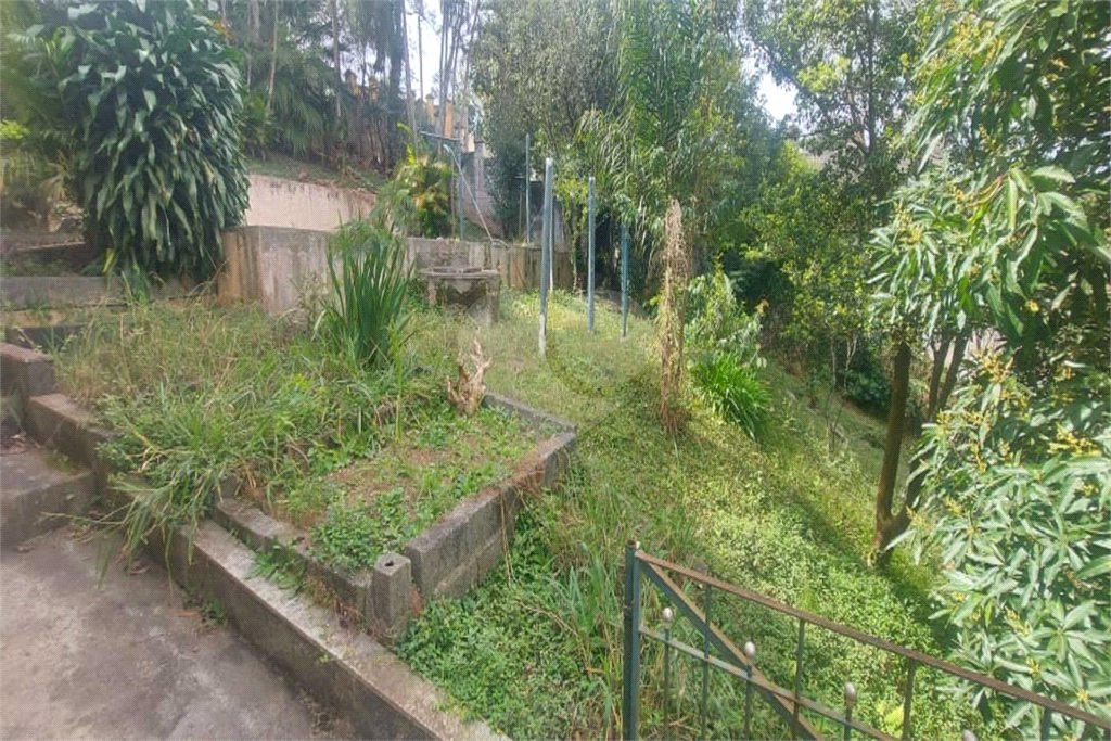 Casa à venda com 3 quartos no condomínio Cinco Lagos, Mairiporã - SP