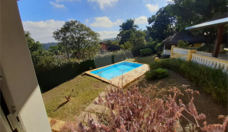 Casa Térrea à venda com 4 quartos, sendo 2 suítes,  em Serra da Cantareira, Mairiporã, SP